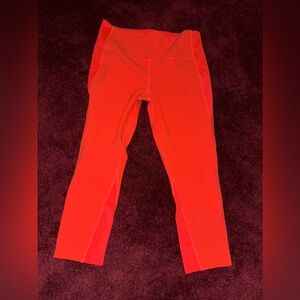 Woman's Athleta Ultimate Dobby Mesh Capri Size S Neon Bright Small